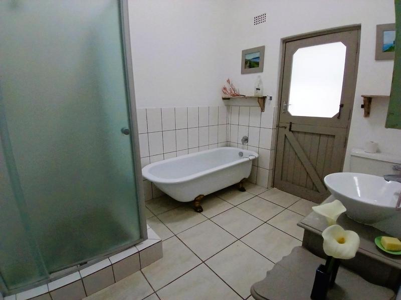 5 Bedroom Property for Sale in Stilbaai Wes Western Cape